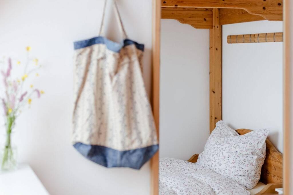 4-Zimmer-Ferienwohnung Waldbluemle Dobel Bagian luar foto