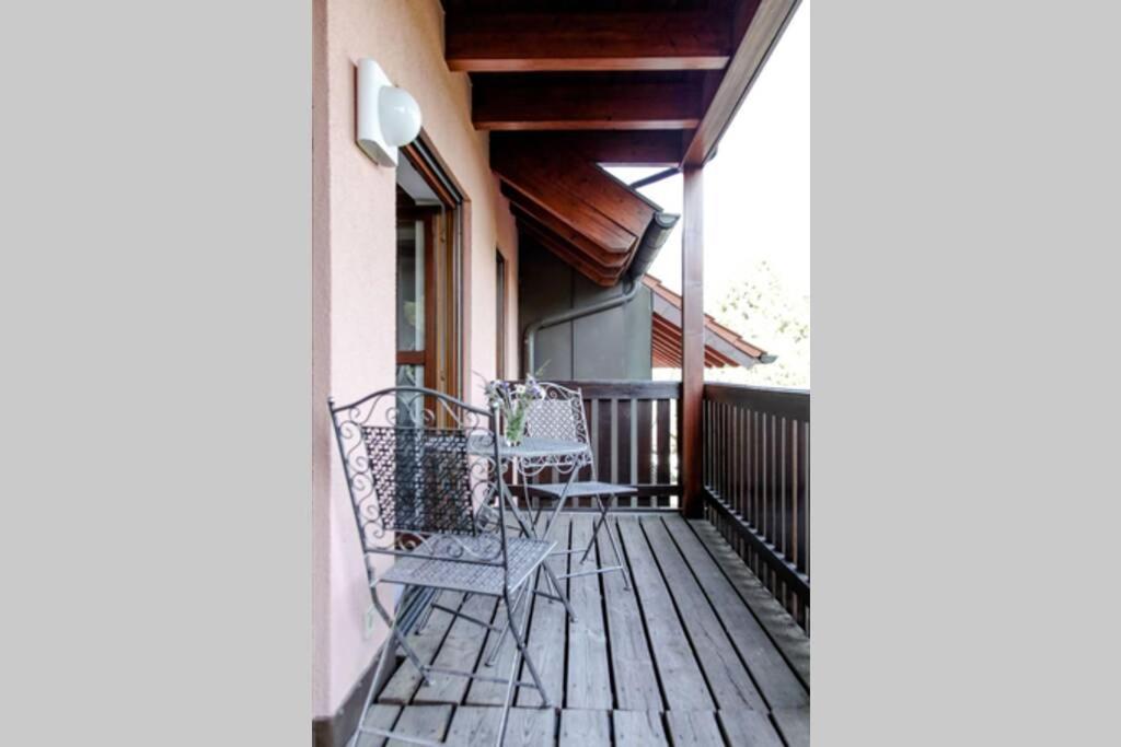 4-Zimmer-Ferienwohnung Waldbluemle Dobel Bagian luar foto