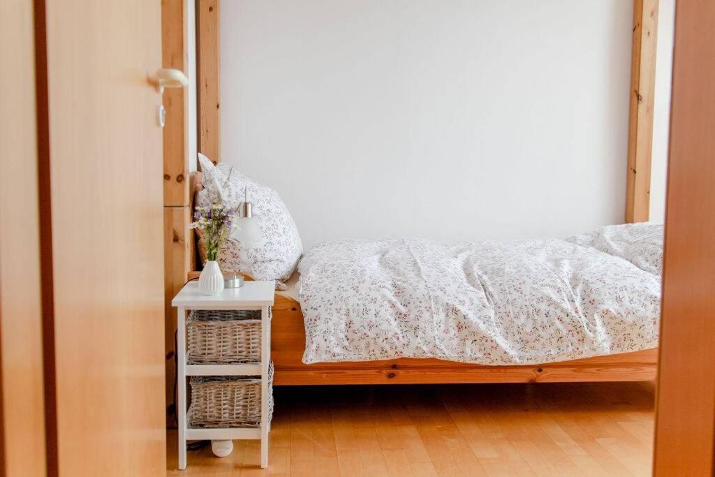 4-Zimmer-Ferienwohnung Waldbluemle Dobel Bagian luar foto