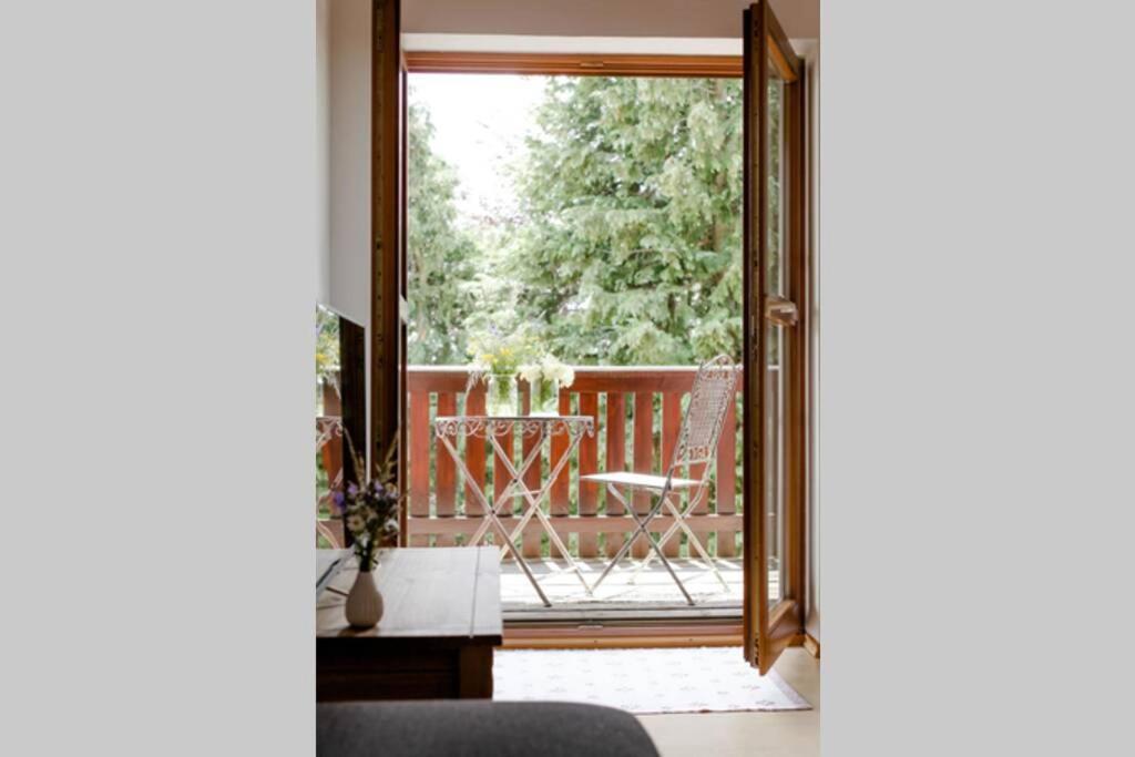 4-Zimmer-Ferienwohnung Waldbluemle Dobel Bagian luar foto