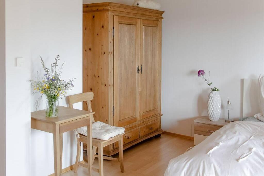 4-Zimmer-Ferienwohnung Waldbluemle Dobel Bagian luar foto
