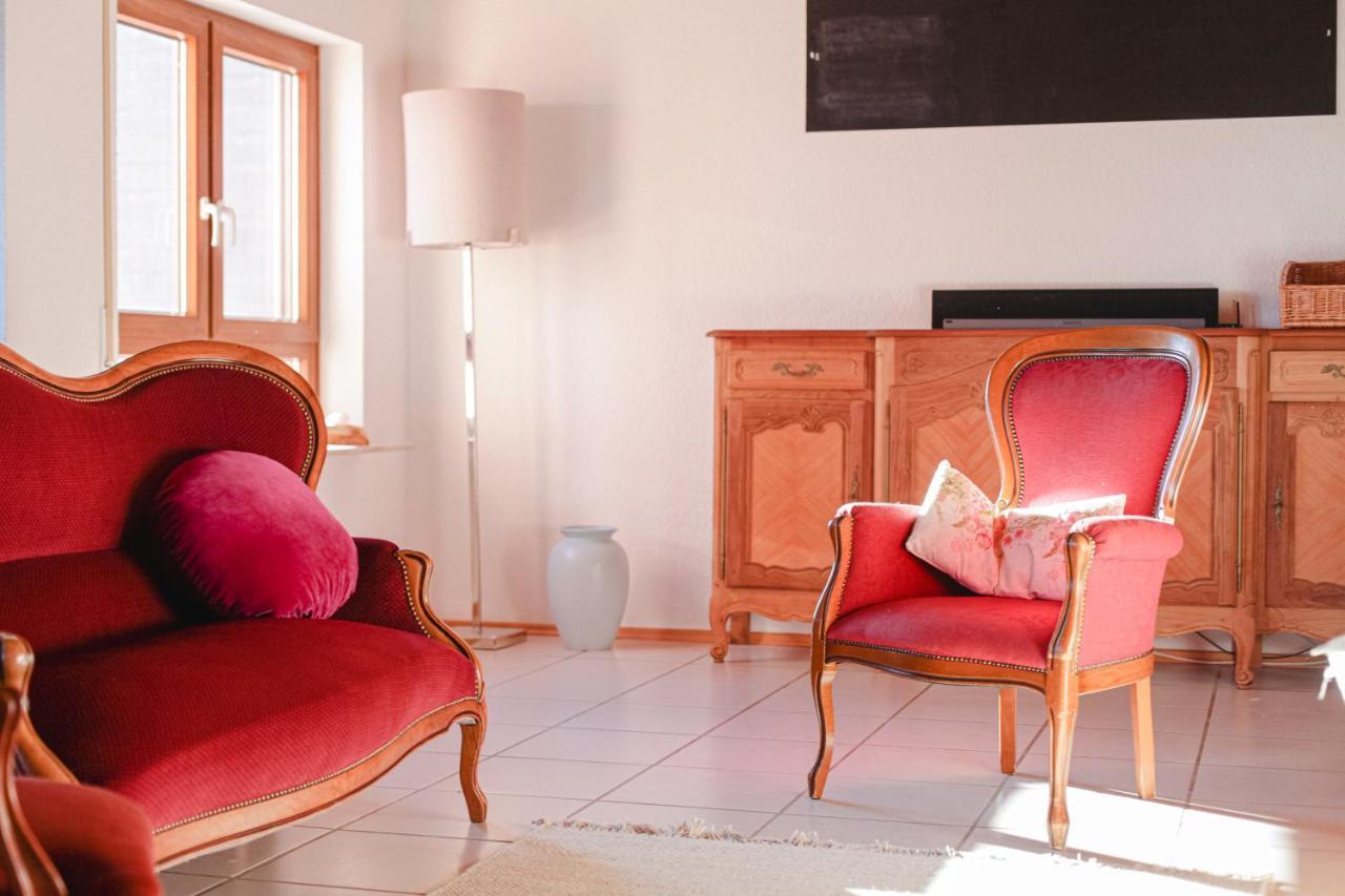 4-Zimmer-Ferienwohnung Waldbluemle Dobel Bagian luar foto